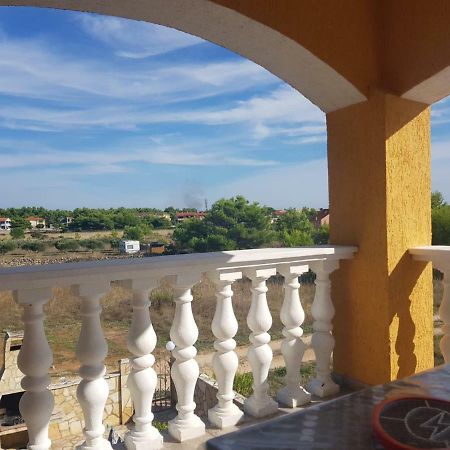 Apartmani Anna Vir Exterior foto